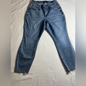 Judy Blue Light Wash Denim Jeans, preowned.